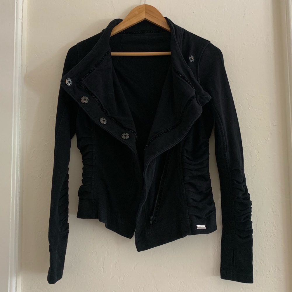 LULULEMON BLAZER
